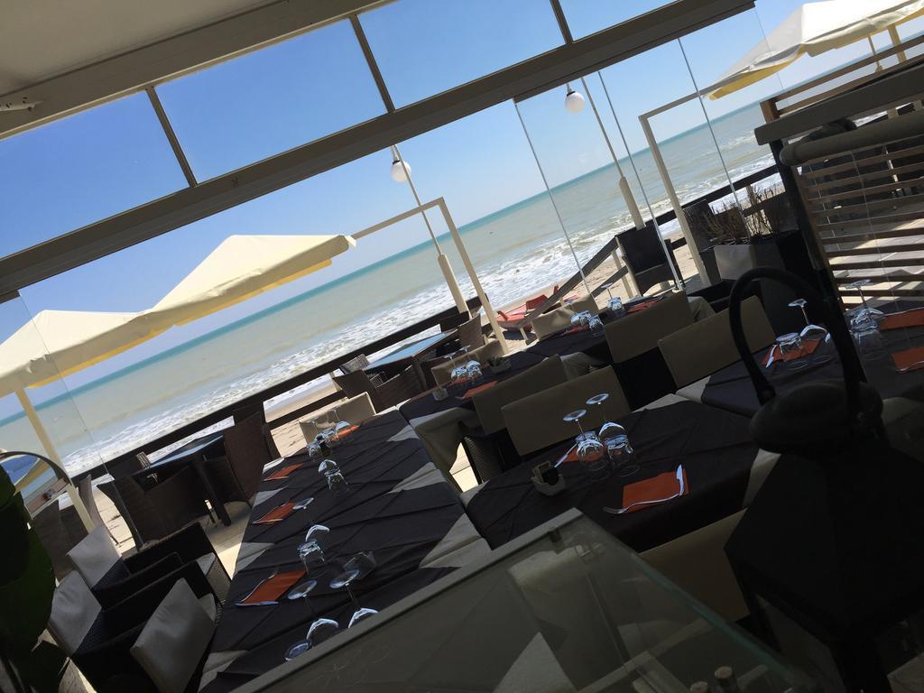 Blumen Bad Beach Apartment Metaponto Exterior photo