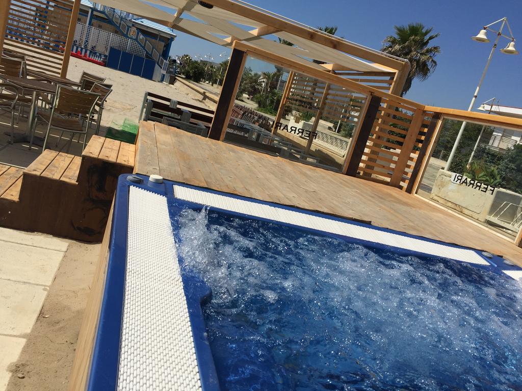 Blumen Bad Beach Apartment Metaponto Exterior photo